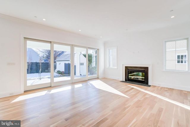 4422 WALSH ST, Chevy Chase, MD 20815