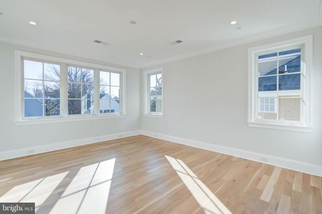 4422 WALSH ST, Chevy Chase, MD 20815