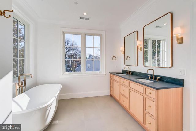 4422 WALSH ST, Chevy Chase, MD 20815