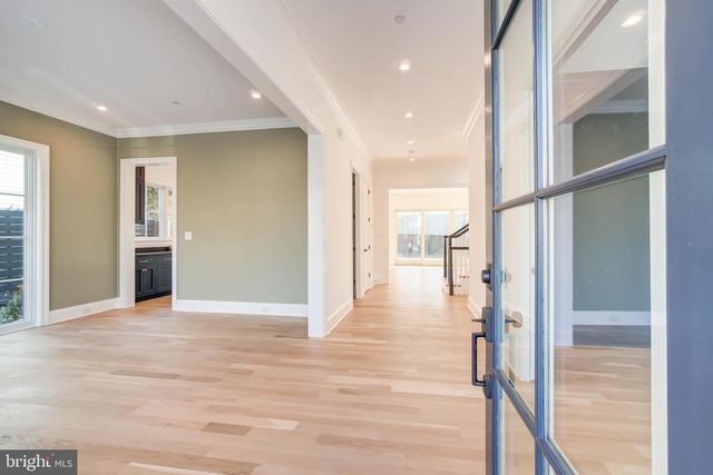 4422 WALSH ST, Chevy Chase, MD 20815