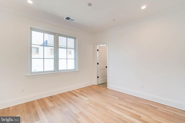 4422 WALSH ST, Chevy Chase, MD 20815