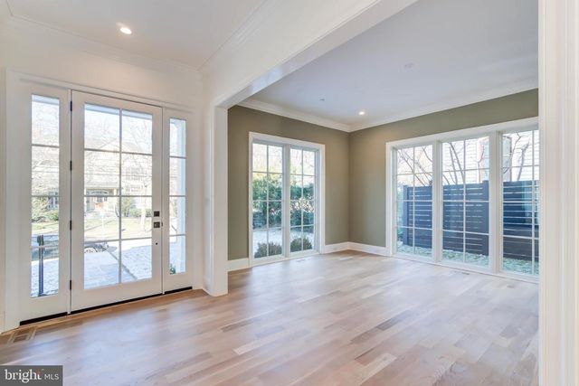 4422 WALSH ST, Chevy Chase, MD 20815