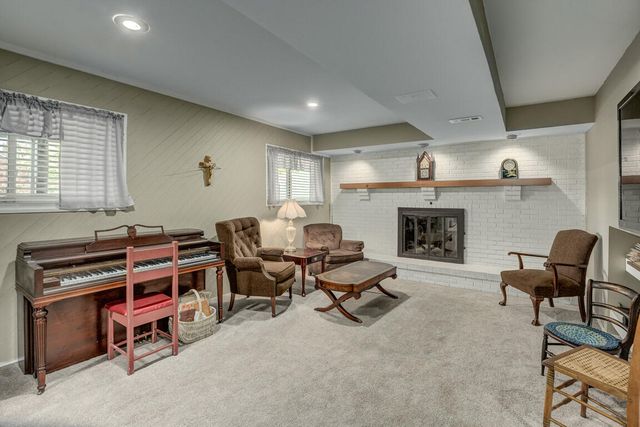 1583 Basswood Court, Florence, KY 41042