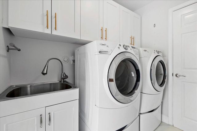 15575 Woodmar Court, Wellington, FL 33414