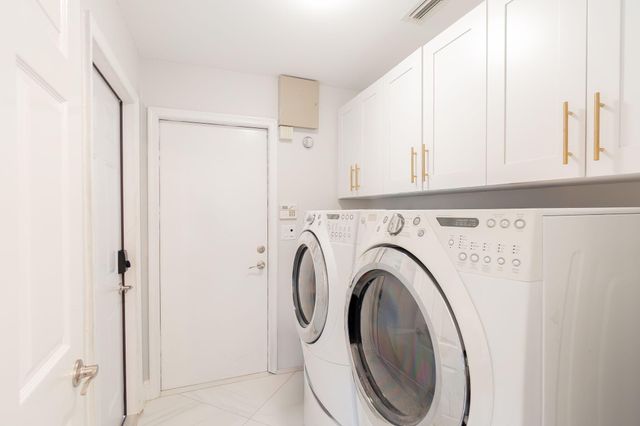 15575 Woodmar Court, Wellington, FL 33414