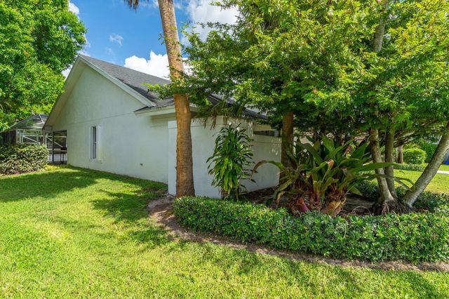 15575 Woodmar Court, Wellington, FL 33414