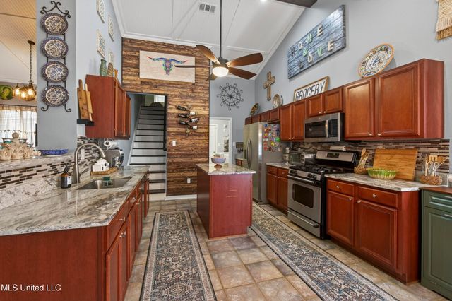 11144 River Bend Drive, Gulfport, MS 39503