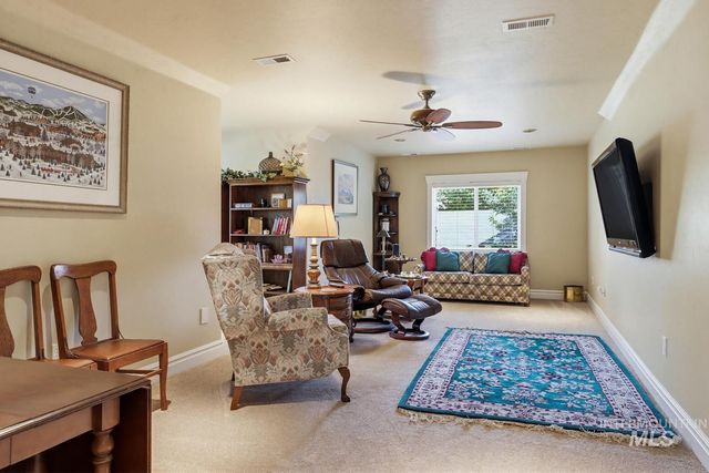 536 W Bogus View Dr, Eagle, ID 83616