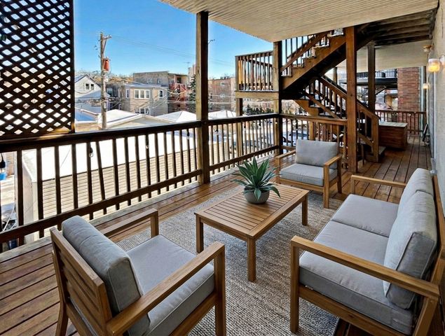 4315 N Richmond Street 2N, Chicago, IL 60618
