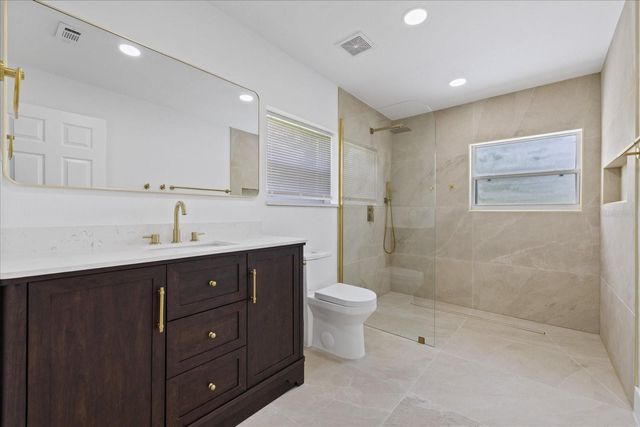 2928 FOREST CIRCLE, Seffner, FL 33584
