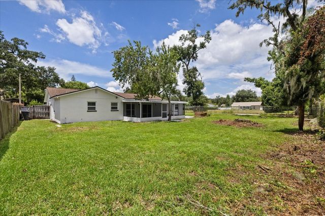 2928 FOREST CIRCLE, Seffner, FL 33584