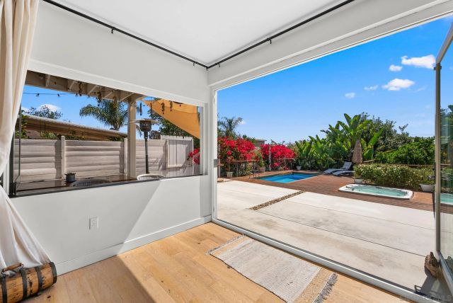 3544 Tomahawk Lane, San Diego, CA 92117