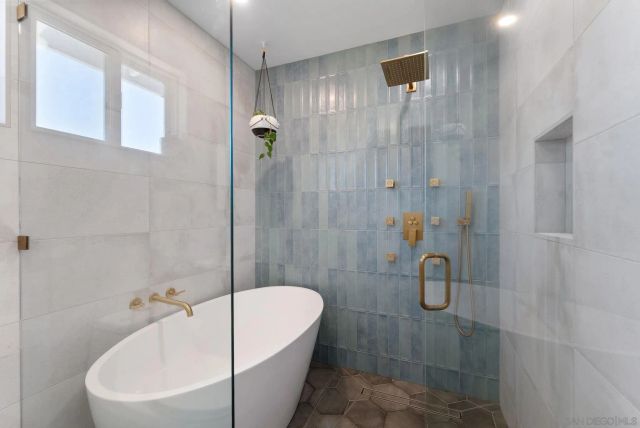 3544 Tomahawk Lane, San Diego, CA 92117