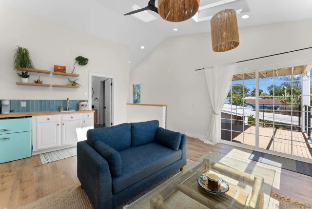 3544 Tomahawk Lane, San Diego, CA 92117