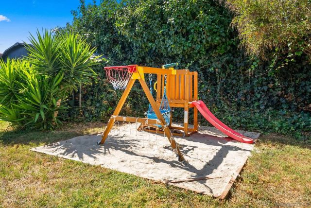 3544 Tomahawk Lane, San Diego, CA 92117