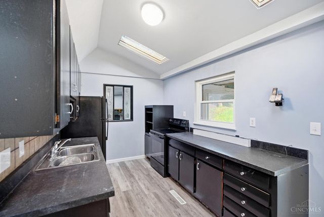 723 Ledro Street, Springdale, OH 45246