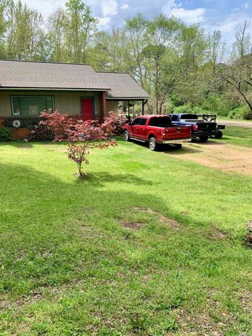 927 Leonard St., Camden, AR 71701
