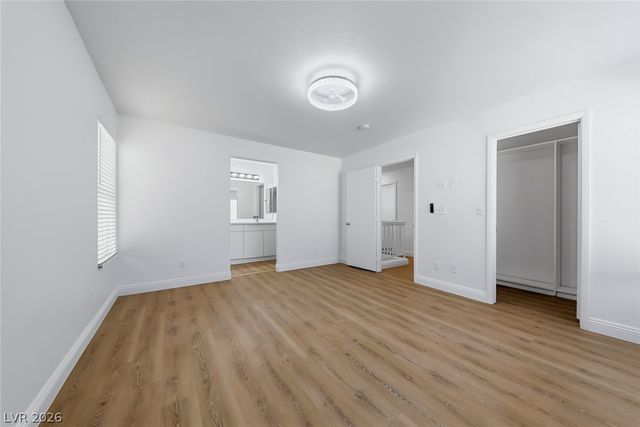 8608 Hidden Pines Avenue, Las Vegas, NV 89143