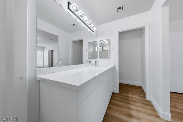 8608 Hidden Pines Avenue, Las Vegas, NV 89143