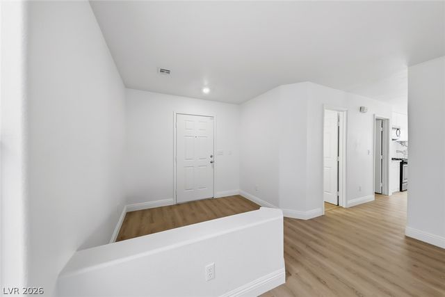 8608 Hidden Pines Avenue, Las Vegas, NV 89143