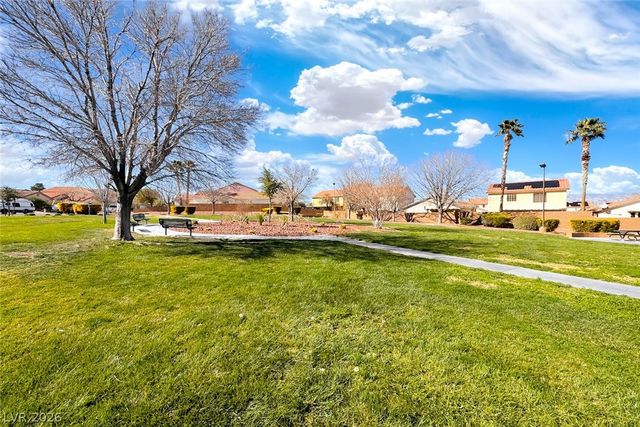 8608 Hidden Pines Avenue, Las Vegas, NV 89143