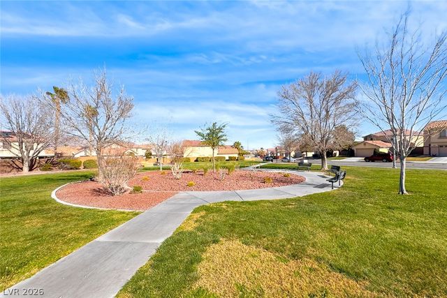 8608 Hidden Pines Avenue, Las Vegas, NV 89143