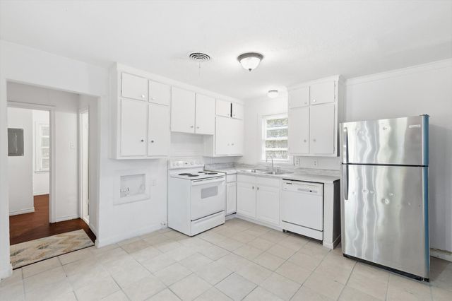 402 E Linda Drive, Garland, TX 75041