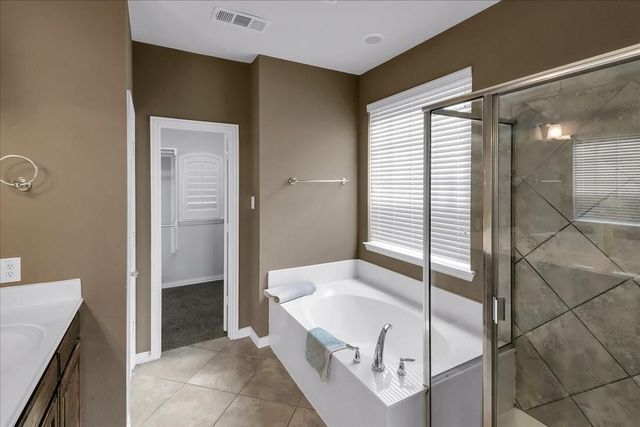 7306 Waterbury Drive, Rowlett, TX 75089