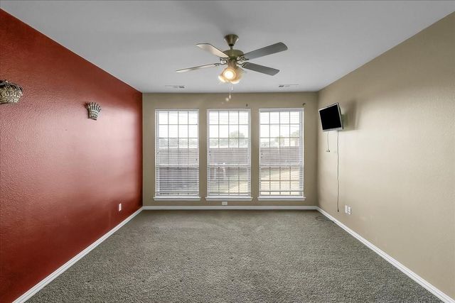 7306 Waterbury Drive, Rowlett, TX 75089