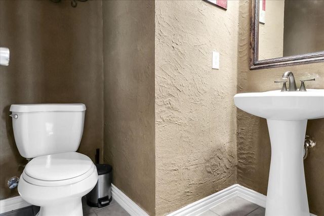 7306 Waterbury Drive, Rowlett, TX 75089