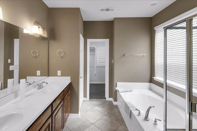 7306 Waterbury Drive, Rowlett, TX 75089