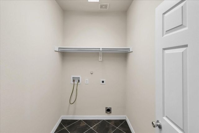 7306 Waterbury Drive, Rowlett, TX 75089