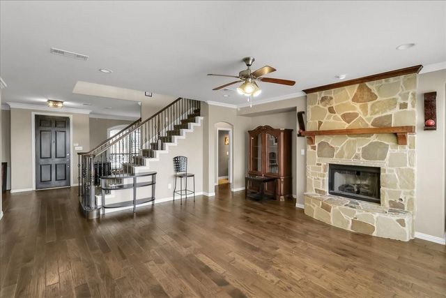 7306 Waterbury Drive, Rowlett, TX 75089