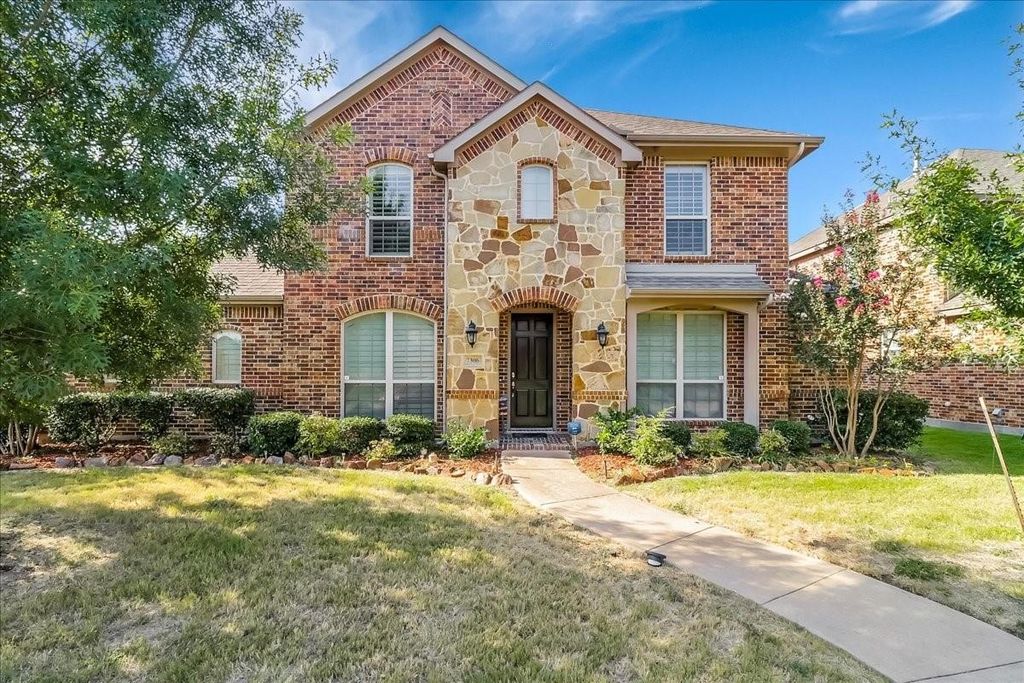7306 Waterbury Drive, Rowlett, TX 75089