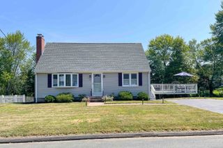 32 Schultz Road, Berlin, CT 06037