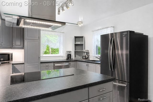 1421 Cedarhill Drive, East Lansing, MI 48823