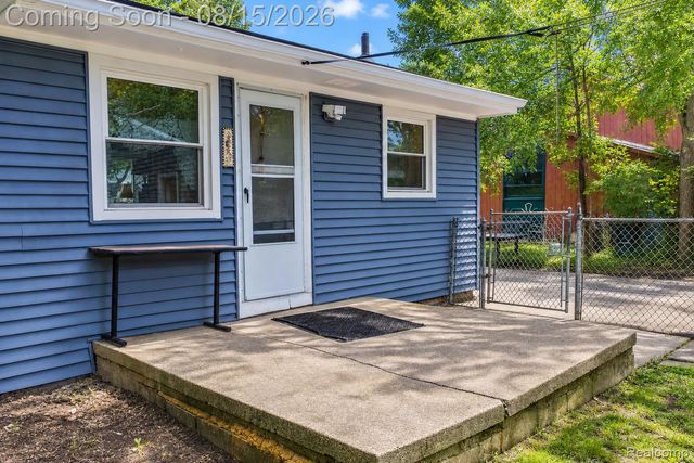 1421 Cedarhill Drive, East Lansing, MI 48823