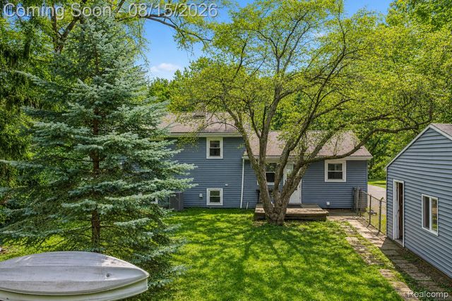 1421 Cedarhill Drive, East Lansing, MI 48823