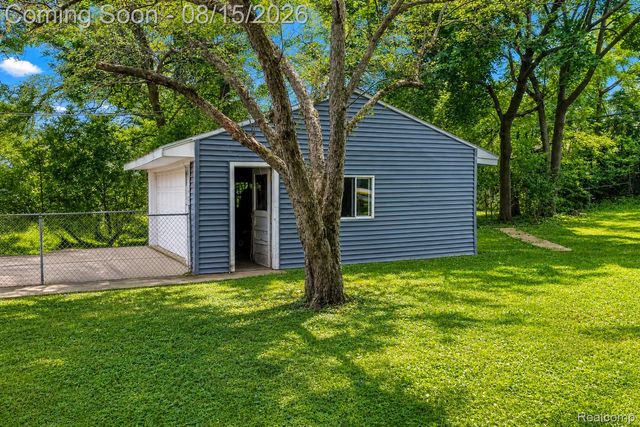 1421 Cedarhill Drive, East Lansing, MI 48823