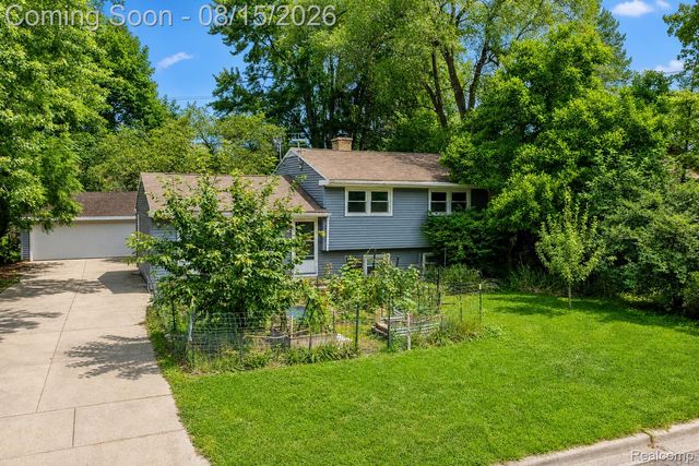 1421 Cedarhill Drive, East Lansing, MI 48823