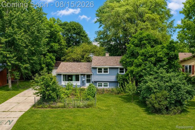 1421 Cedarhill Drive, East Lansing, MI 48823