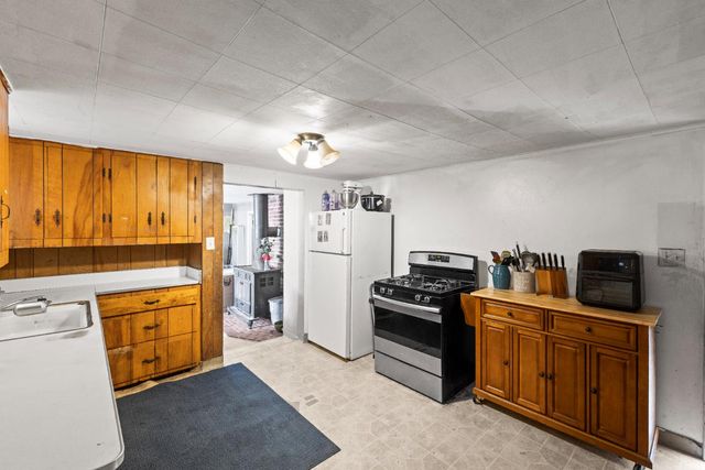 5057 Canal St, Olivehurst, CA 95961