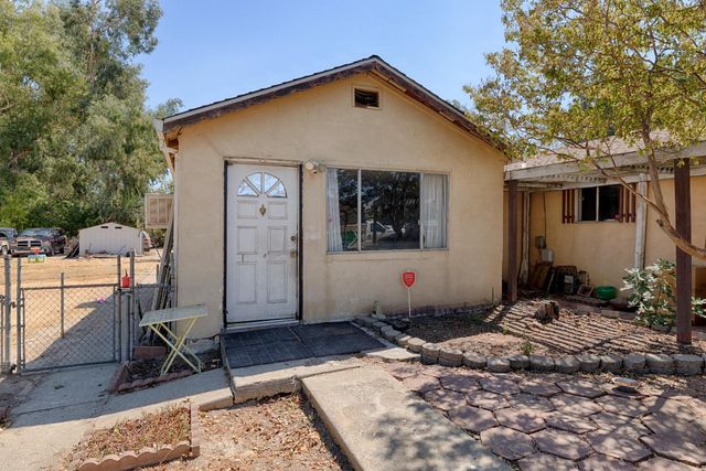 5057 Canal St, Olivehurst, CA 95961