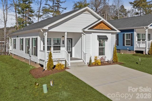 127 Bellamy Road, Asheville, NC 28806