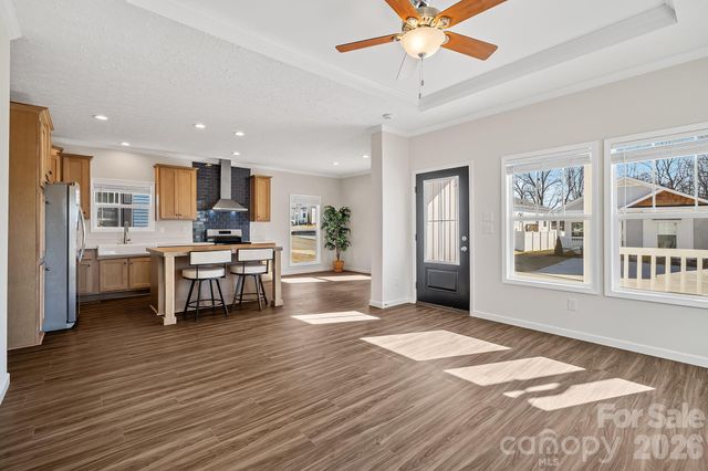 127 Bellamy Road, Asheville, NC 28806