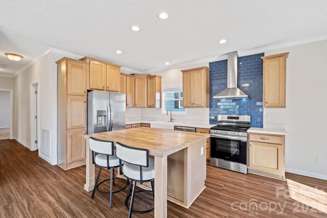 127 Bellamy Road, Asheville, NC 28806