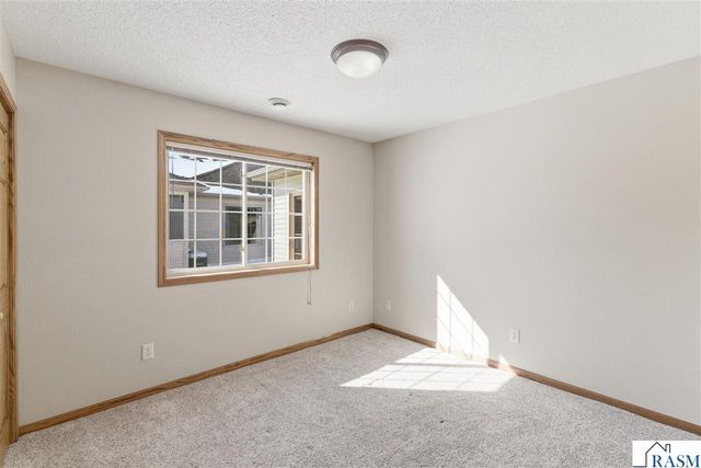 116 Nicklaus Path, Mankato, MN 56001