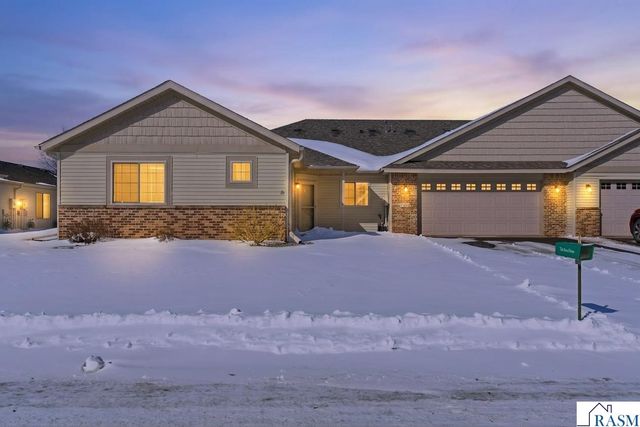 116 Nicklaus Path, Mankato, MN 56001