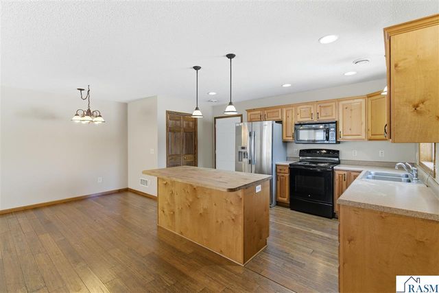 116 Nicklaus Path, Mankato, MN 56001