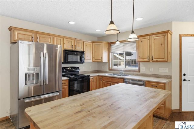 116 Nicklaus Path, Mankato, MN 56001